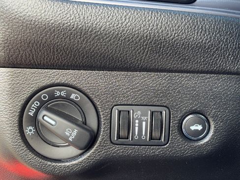 Used 2023 Dodge Challenger R/T Scat Pack w/ Scat Pack Stripe image 27