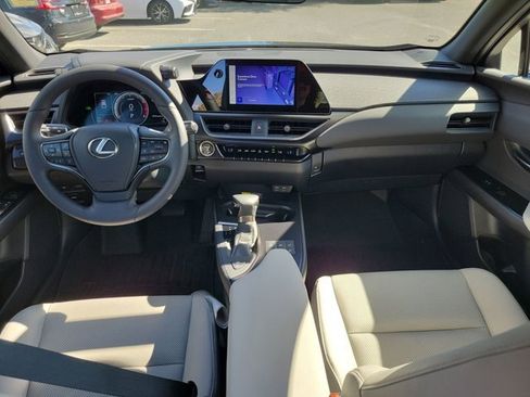 Used 2023 Lexus UX 250h FWD w/ Premium Package image 21