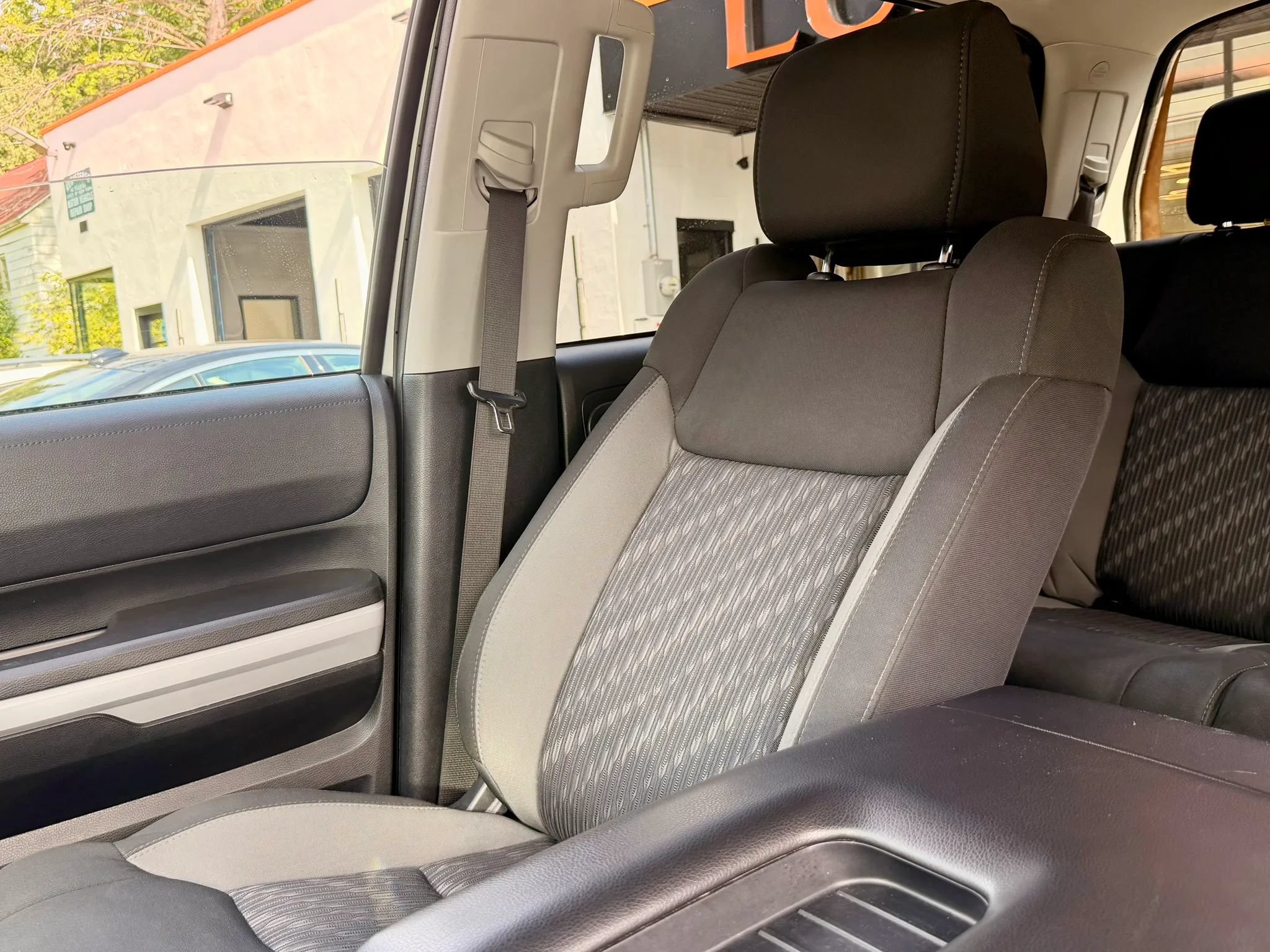 Used 2018 Toyota Tundra SR5 AWD/4WD image 20