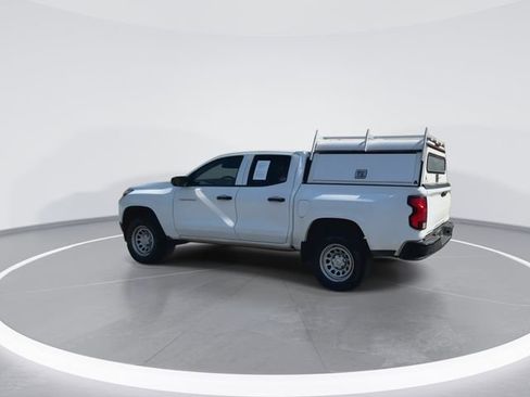 Used 2024 Chevrolet Colorado W/T w/ Safety Package image 8