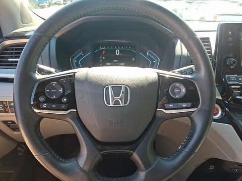 Certified 2023 Honda Odyssey Touring image 19