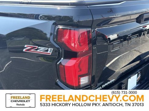 Used 2025 Chevrolet Colorado Z71 w/ Z71 Convenience Package 2 AWD/4WD image 12