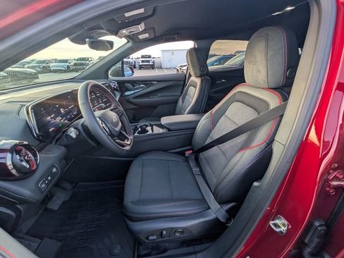 New 2026 Chevrolet Blazer EV RS w/ LPO, Blackout Package FWD image 6
