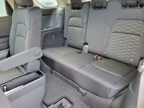 New 2025 Nissan Pathfinder SV image 22