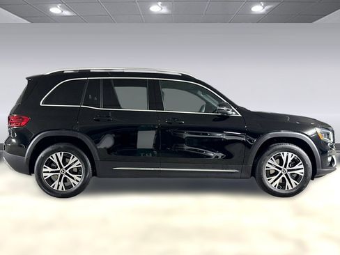 Used 2026 Mercedes-Benz GLB 250 image 8