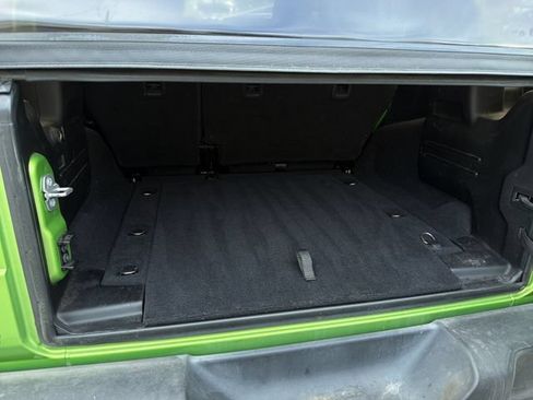 Used 2019 Jeep Wrangler Unlimited Sport AWD/4WD image 38