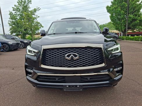 Certified 2023 INFINITI QX80 Premium Select w/ Cargo Package AWD/4WD image 2