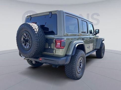 Used 2025 Jeep Wrangler Unlimited Rubicon 392 AWD/4WD image 16