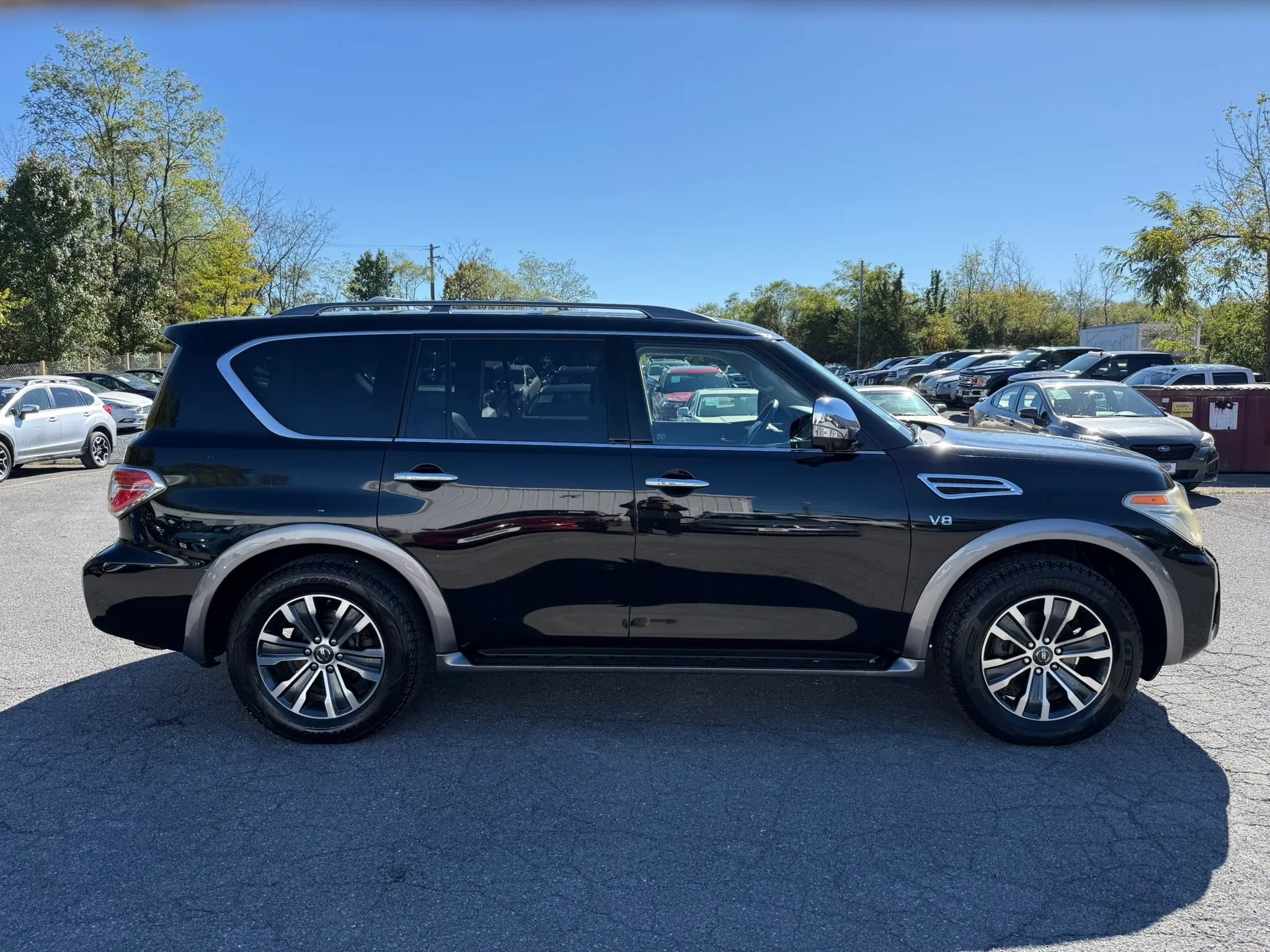 Used 2017 Nissan Armada SL w/ Interior Lighting Package AWD/4WD image 6