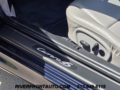 Used 2004 Porsche 911 Carrera RWD image 22