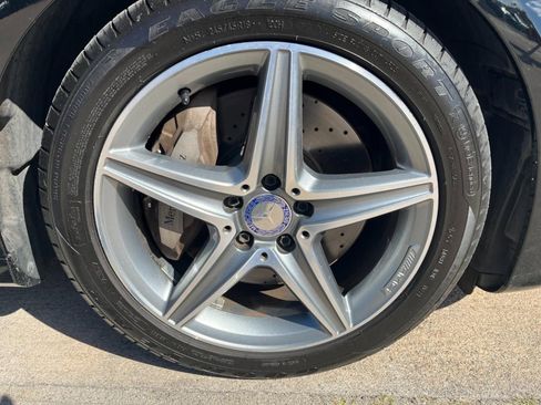 Used 2017 Mercedes-Benz E 300 4MATIC image 12