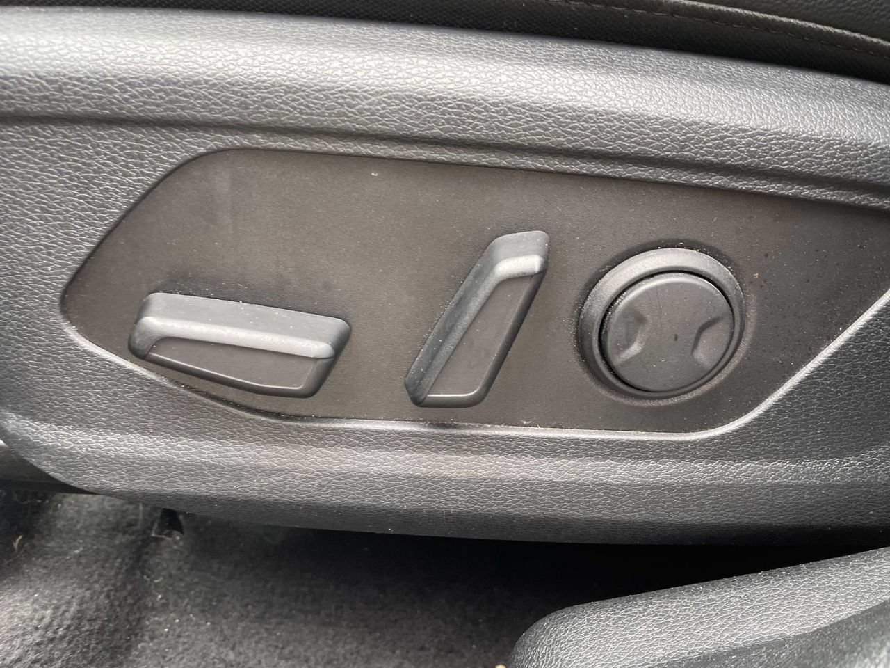Used 2024 Kia Sportage SX FWD image 19