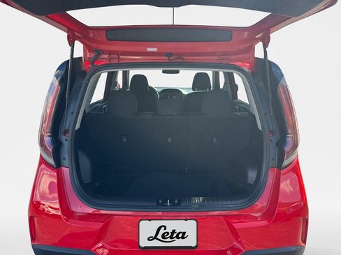 Used 2024 Kia Soul LX w/ Option Group 015 FWD image 23