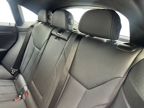 Used 2023 BMW i4 eDrive40 RWD image 35