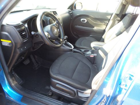 Used 2016 Kia Soul + w/ Designer's Package image 6