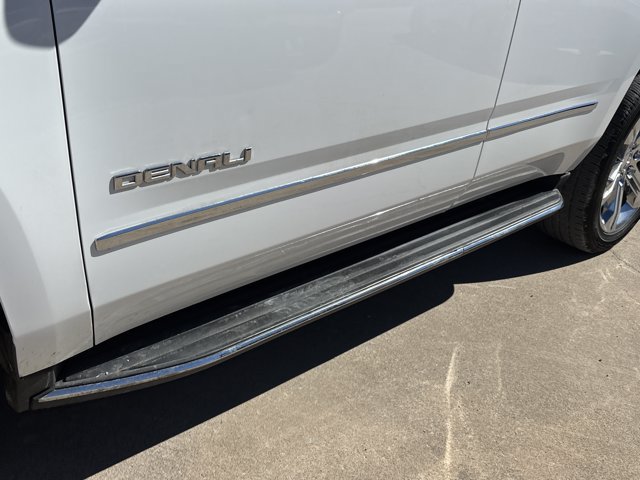 Used 2019 GMC Yukon Denali w/ Open Road Package AWD/4WD image 13