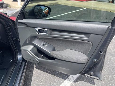 Used 2023 Honda Civic LX image 7