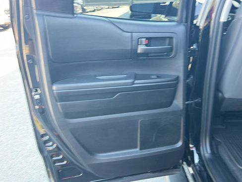 Used 2020 Toyota Tundra SR image 17