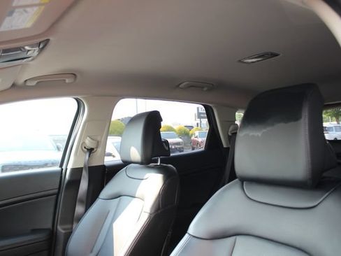 Used 2023 Kia Sportage EX AWD/4WD image 23