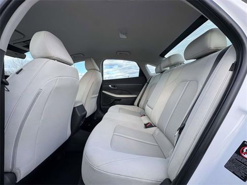 Used 2023 Hyundai Sonata SEL image 19