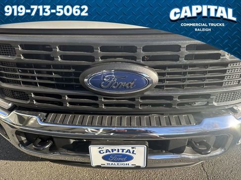 New 2026 Ford F250 XL w/ XL Chrome Package image 10