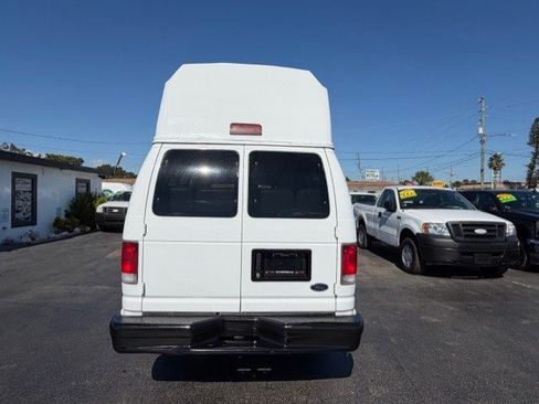 Used 2001 Ford E-350 and Econoline 350 Extended Super Duty image 7