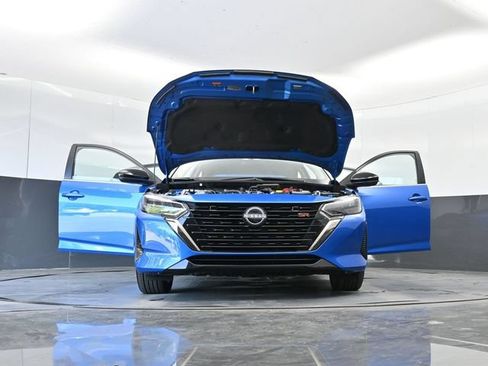 Used 2025 Nissan Sentra SR w/ Trunk Package FWD image 62