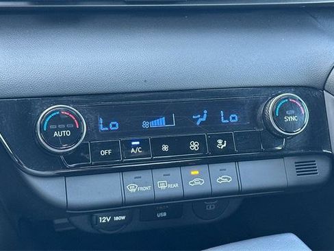 Certified 2025 Hyundai Elantra Sport image 20