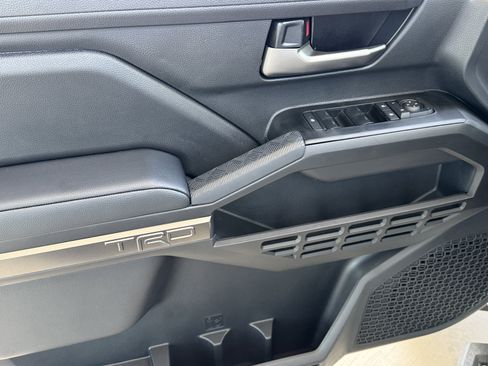 New 2026 Toyota Tacoma TRD Off-Road AWD/4WD image 18