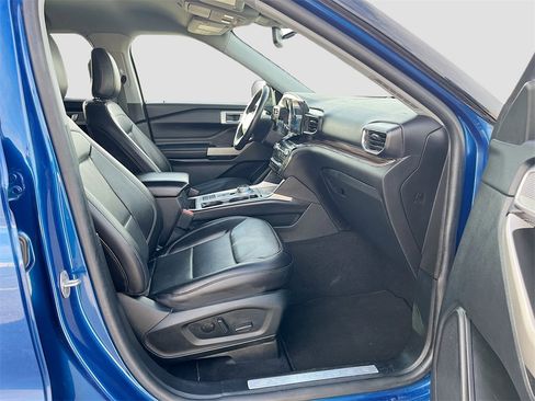 Used 2022 Ford Explorer Limited image 30