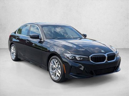 New 2026 BMW 330i Sedan RWD image 3