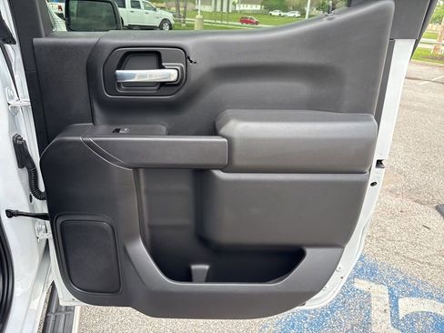 Used 2021 Chevrolet Silverado 1500 Custom image 46