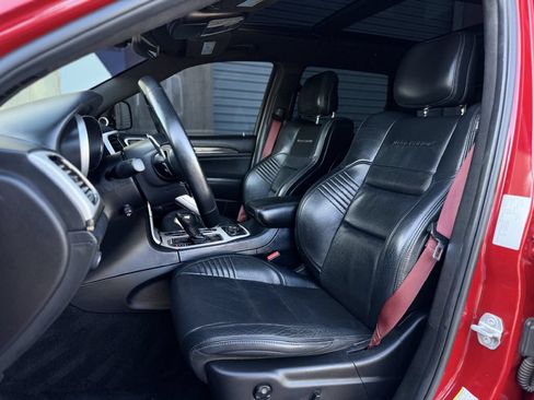 Used 2018 Jeep Grand Cherokee Trackhawk AWD/4WD image 15