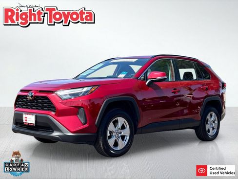 Certified 2025 Toyota RAV4 XLE AWD/4WD image 1