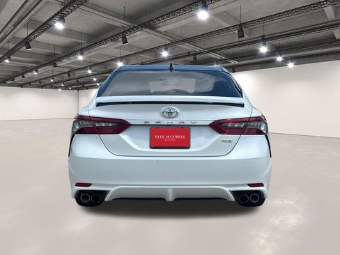 Used 2021 Toyota Camry XSE w/ Carpet Mat Package (TMS) FWD image 15
