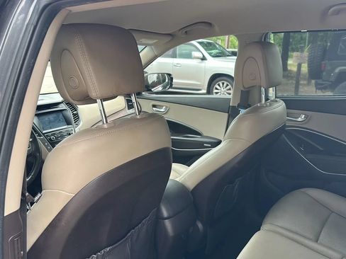 Used 2018 Hyundai Santa Fe Sport FWD image 16