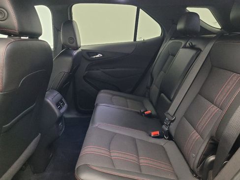 Used 2023 Chevrolet Equinox RS FWD image 18