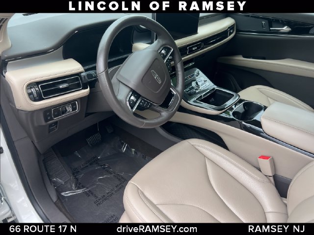 Certified 2023 Lincoln Nautilus AWD w/ Premium Package image 10