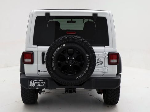 Used 2022 Jeep Wrangler Unlimited Sport AWD/4WD image 8