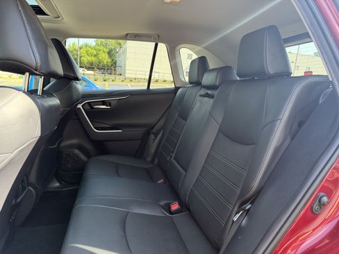 Used 2021 Toyota RAV4 Limited w/ Limited Grade Weather Package AWD/4WD image 25