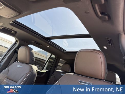 New 2026 GMC Acadia Denali Ultimate AWD/4WD image 17