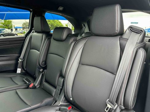 New 2026 Honda Odyssey Sport-L image 17