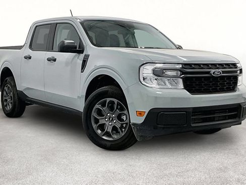Used 2023 Ford Maverick XLT FWD image 1