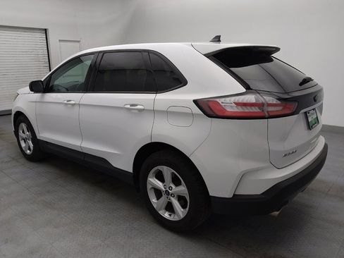 Used 2019 Ford Edge SE w/ SE Fleet Driver's Package image 3