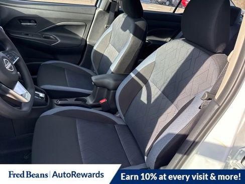 New 2025 Nissan Versa SV w/ Trunk Package image 10