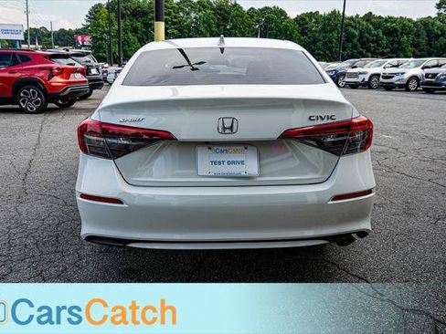 Used 2022 Honda Civic Sport image 12
