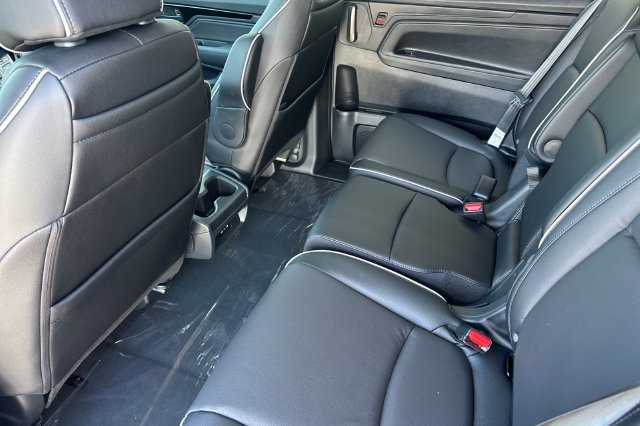 New 2027 Honda Odyssey Touring image 13