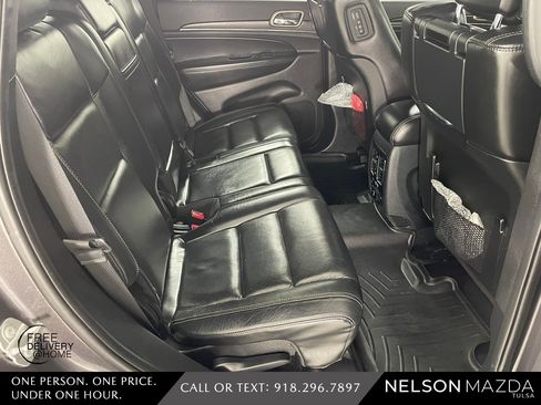 Used 2017 Jeep Grand Cherokee Limited w/ Luxury Group II image 45