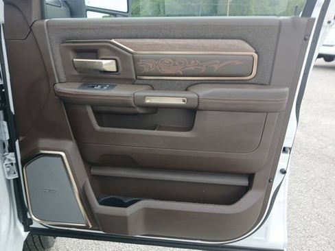 New 2026 RAM 3500 Longhorn AWD/4WD image 39