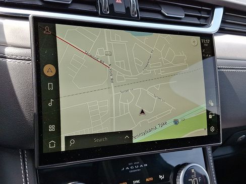 Certified 2025 Jaguar F-PACE R-Dynamic S image 17